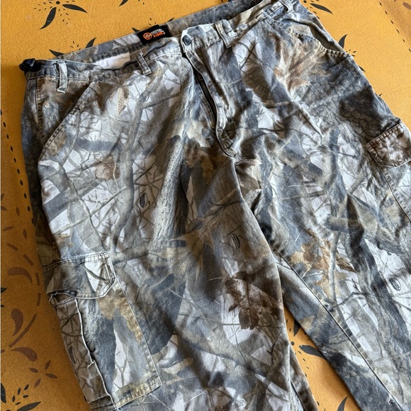 Vintage Camo Cargo Pants Real tree hunting pants - Picture 3 of 5